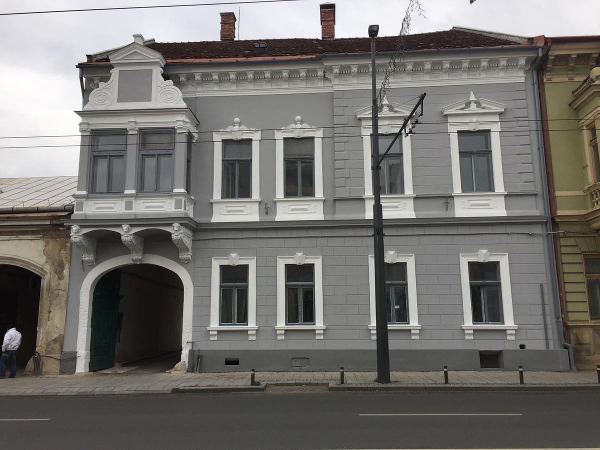 דירות קלוז'-נאפוקה Mansion Josephina מראה חיצוני תמונה
