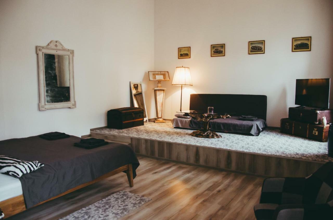 דירות קלוז'-נאפוקה Mansion Josephina מראה חיצוני תמונה